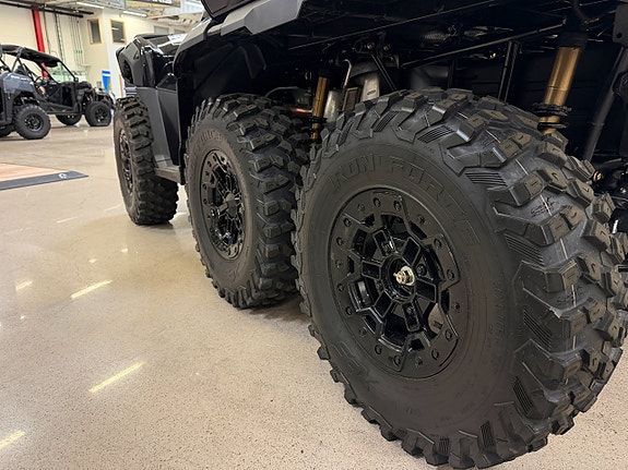 Can-Am NYHET! Outlander 6x6 Backcountry 1000R 3 of 8