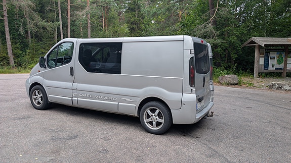 Opel Vivaro 3 of 9