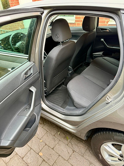 Volkswagen Polo 8 of 12