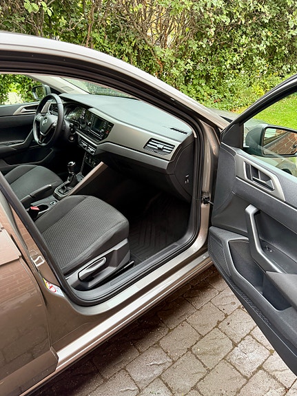 Volkswagen Polo 10 of 12