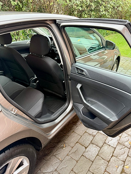 Volkswagen Polo 12 of 12