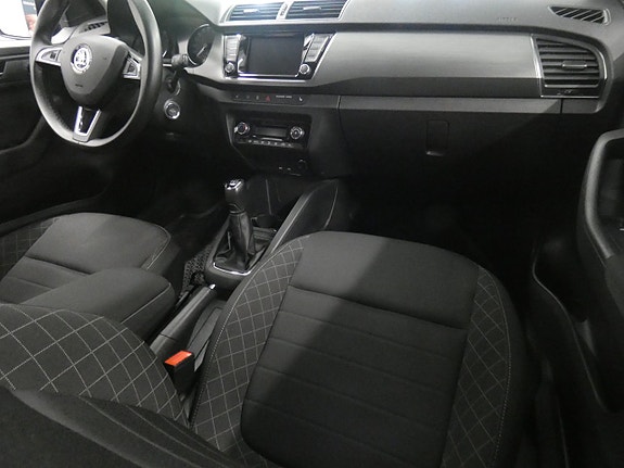 Skoda Fabia 15 of 18