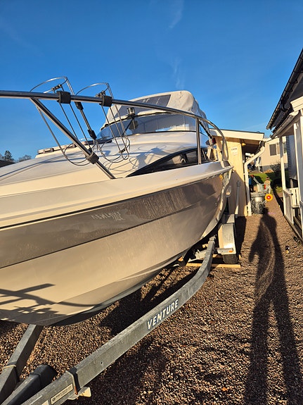 Jans entry 25 5.7 gxi 11 of 12