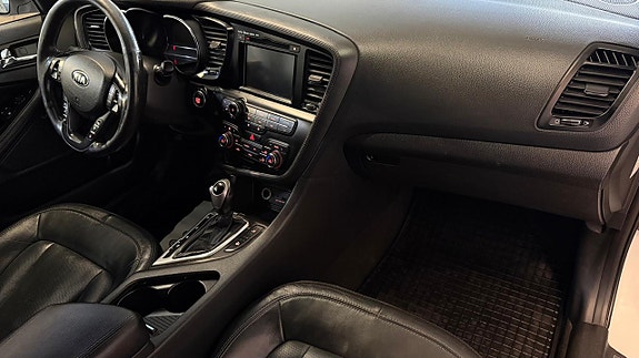 Kia Optima 10 of 18