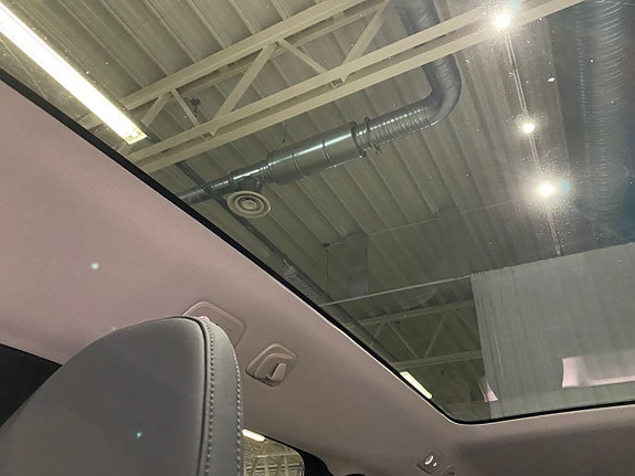 Volvo EX90 21 of 25