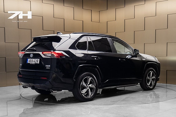 Toyota RAV4 5 of 20