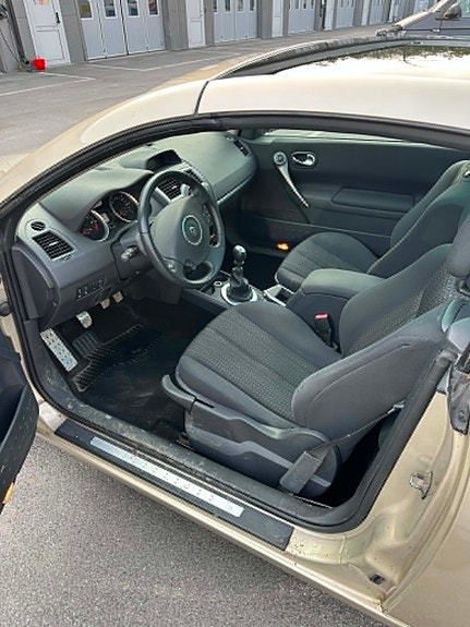 Renault Megane II 5 of 12