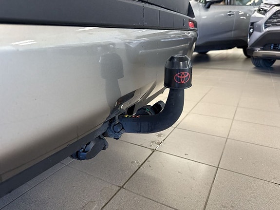 Toyota RAV4 18 of 18