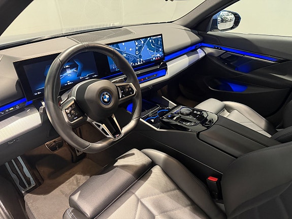 BMW i5 11 of 18