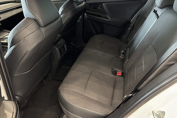 Toyota C-HR 7 of 10