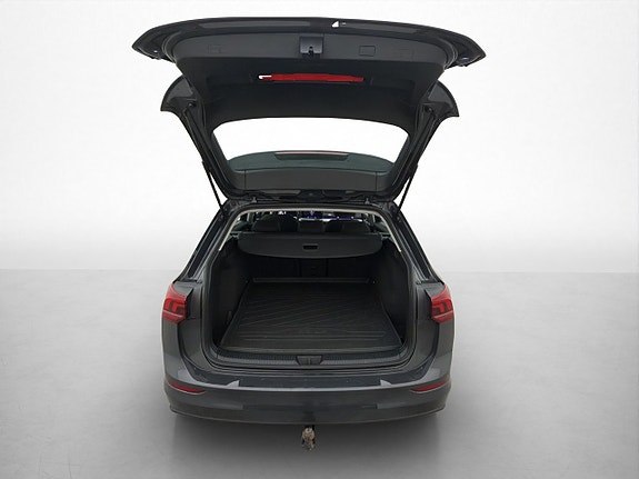 Volkswagen Golf VIII 30 of 30