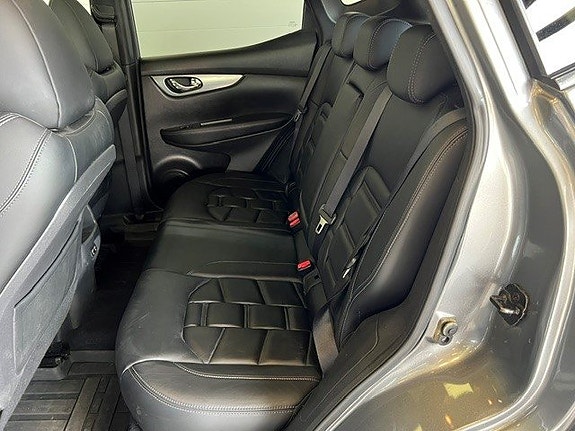 Nissan Qashqai 4 of 6