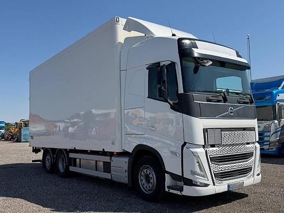 Volvo FH 500 Serie 4860 2 of 11