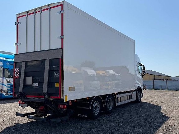 Volvo FH 500 Serie 4860 3 of 11