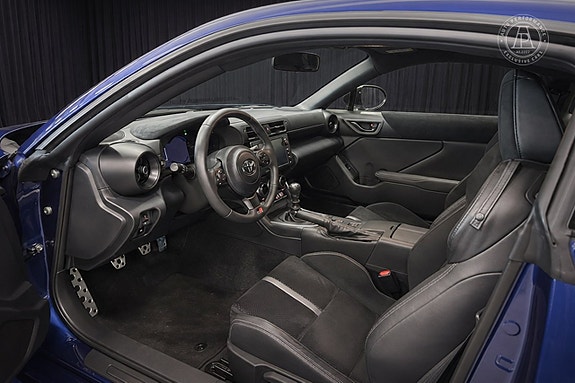 Toyota GR86 6 of 8