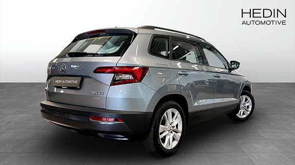 Skoda Karoq 2 of 9