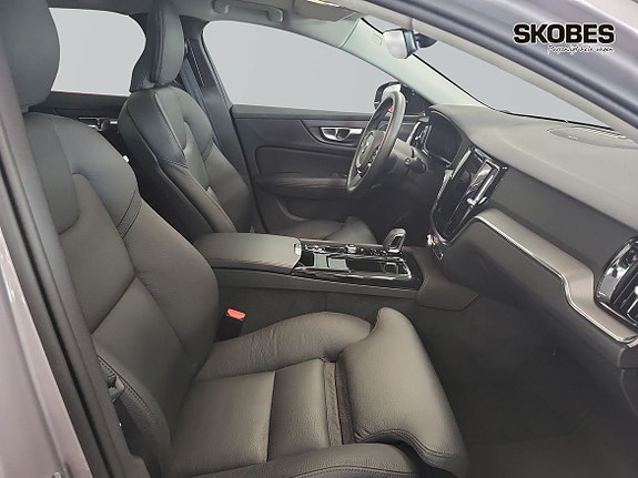 Volvo V60 11 of 23