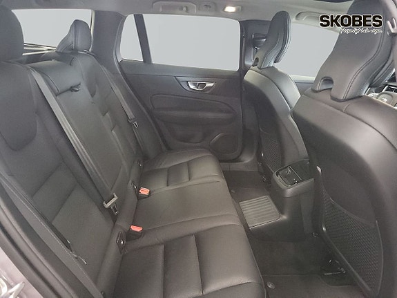 Volvo V60 10 of 23