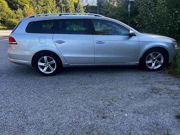 Volkswagen Passat 6 of 10