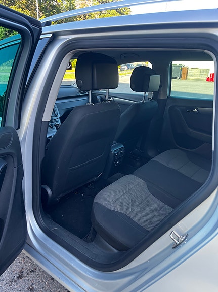 Volkswagen Passat 10 of 10