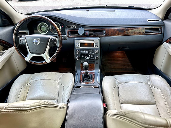 Volvo S80 12 of 21