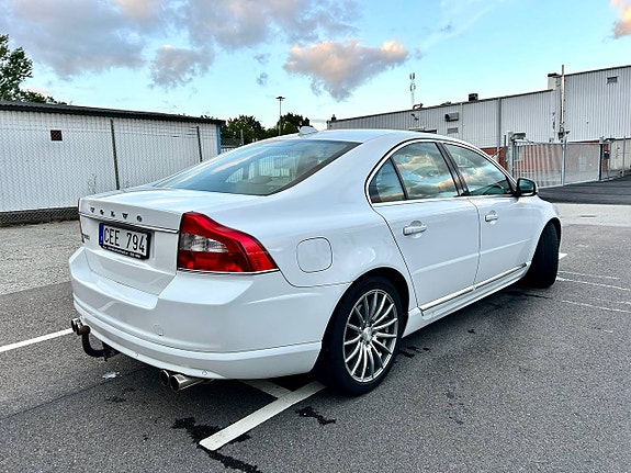 Volvo S80 7 of 21