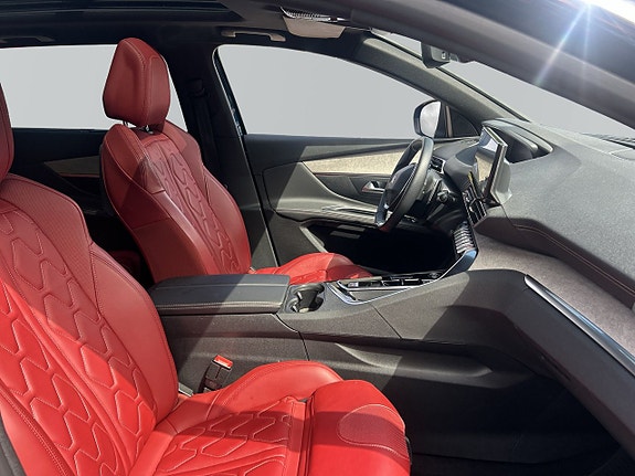 Peugeot 5008 9 of 15