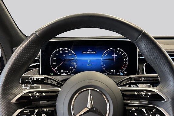Mercedes-Benz E300 e 8 of 20