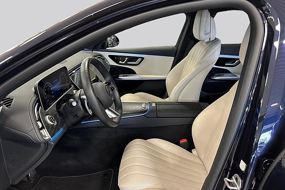 Mercedes-Benz E300 e 7 of 20