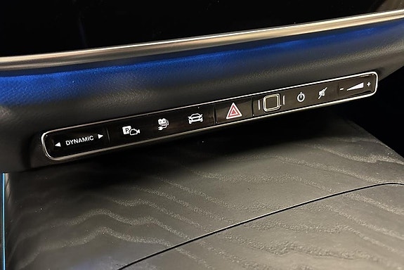 Mercedes-Benz E300 e 12 of 20