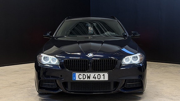 BMW 520d 2 of 27