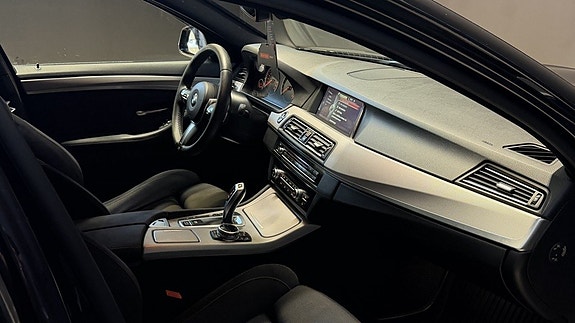 BMW 520d 24 of 27