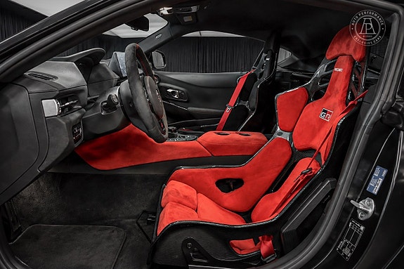 Toyota Supra 6 of 12