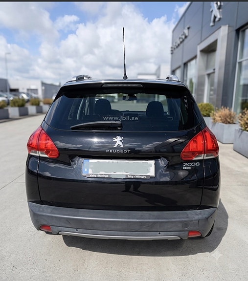 Peugeot 2008 3 of 4