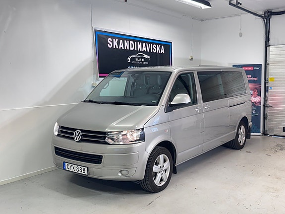 Volkswagen Caravelle 2 of 24