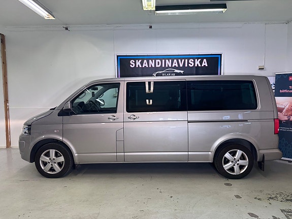 Volkswagen Caravelle 4 of 24