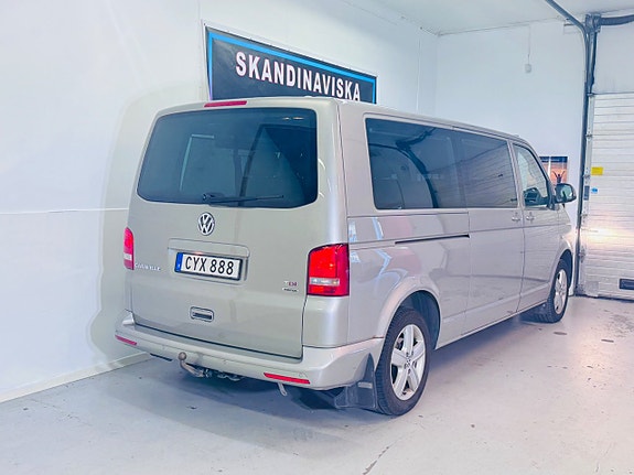 Volkswagen Caravelle 16 of 24