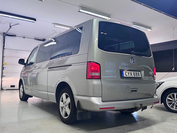 Volkswagen Caravelle 23 of 24