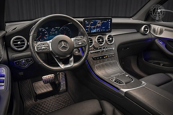 Mercedes-Benz GLC300 de 7 of 10