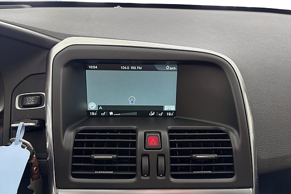 Volvo XC60 17 of 18