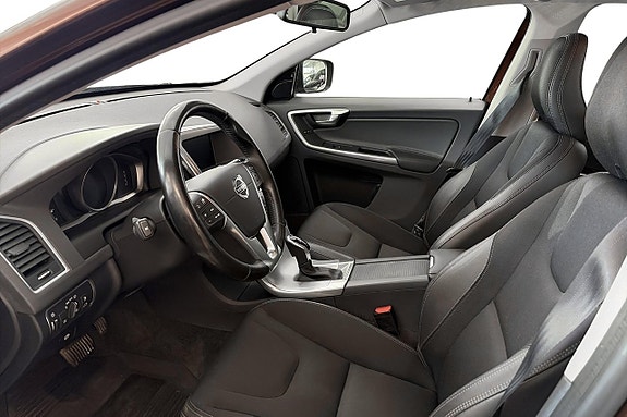Volvo XC60 9 of 18