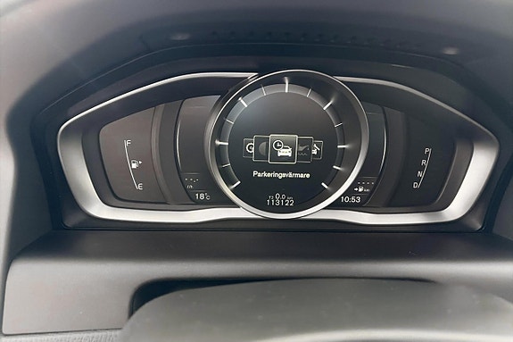 Volvo XC60 16 of 18