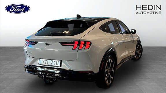 Ford Mustang Mach-E 2 of 15