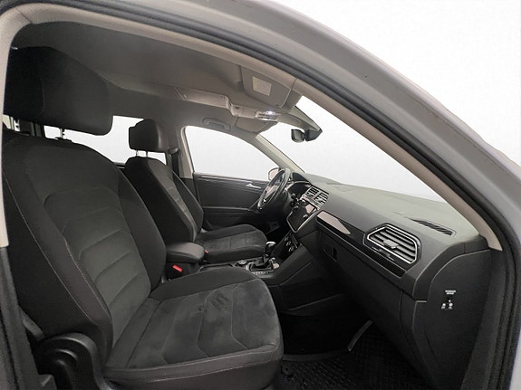 Volkswagen Tiguan Allspace 22 of 30