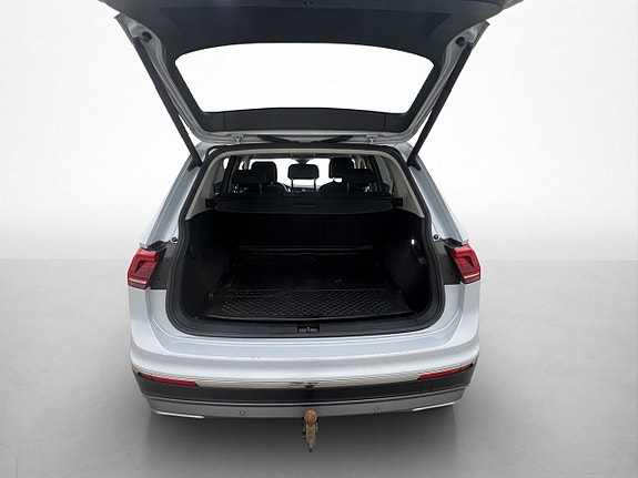 Volkswagen Tiguan Allspace 25 of 30