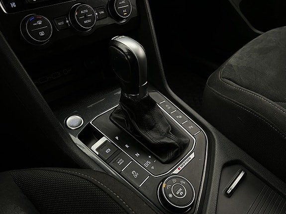 Volkswagen Tiguan Allspace 21 of 30