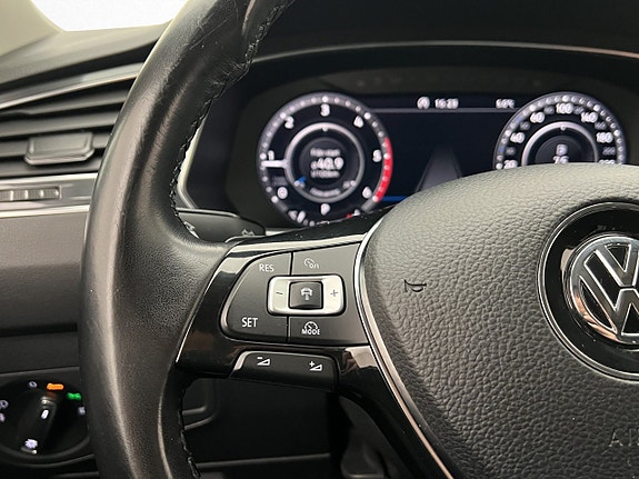 Volkswagen Tiguan Allspace 15 of 30