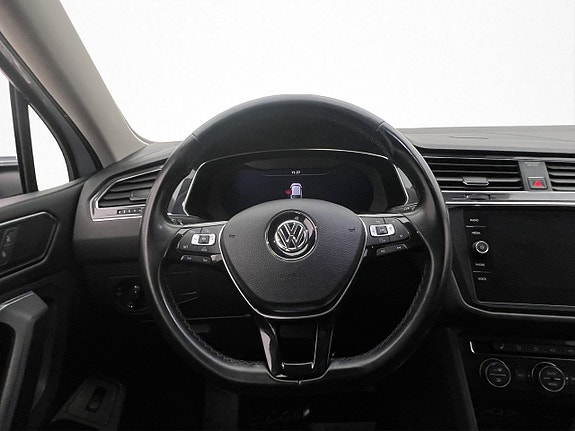 Volkswagen Tiguan Allspace 13 of 30