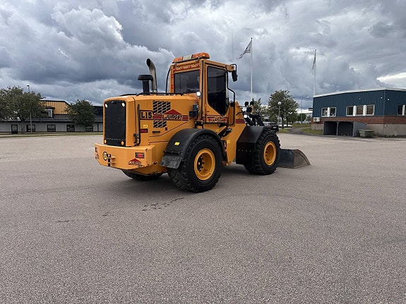 Ljungby L15 Tier4F 300hk 50km/h 4spak Hyttfjädring Våg 2 of 12