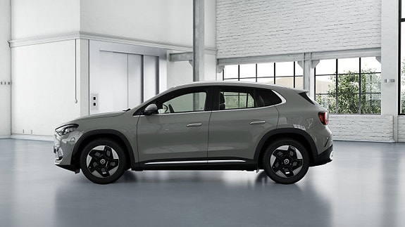 Mercedes-Benz GLA250 e 3 of 13